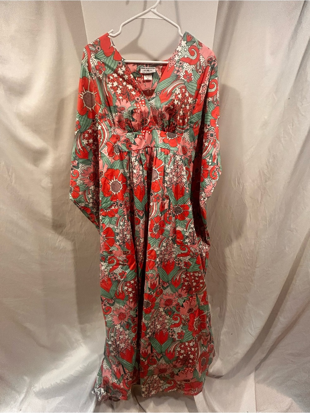 Vintage Inspired Floral Kaftan Mumu in Coral & Mint - Picture 2 of 7